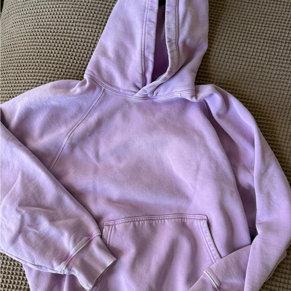 Aritzia Mega Hoodie Size Small